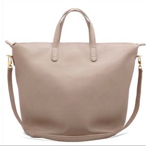 Cuyana Oversized Carryall Tote 🤍